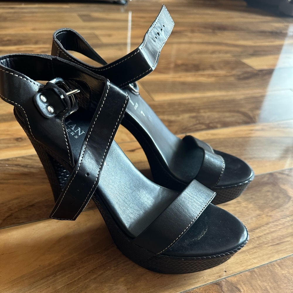 Black heals Italian